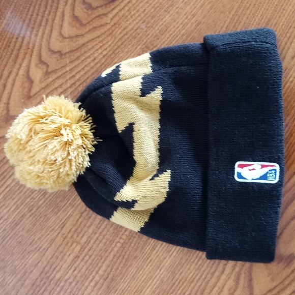 NBA Toronto Winter Hat - Picture 4 of 6